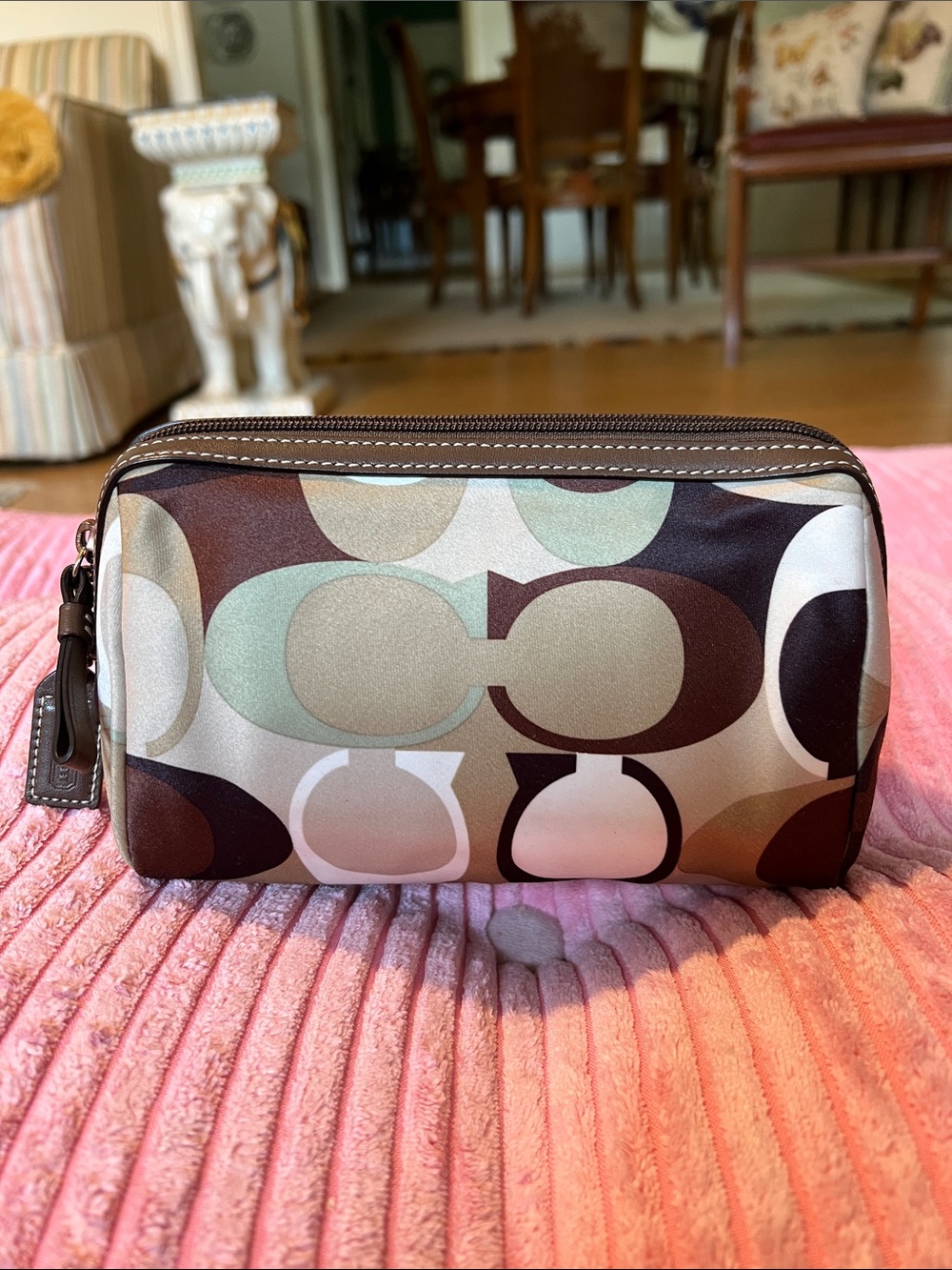 Coach 2007 Op Art Cosmetic Pouch-EUC - Picture 2 of 14